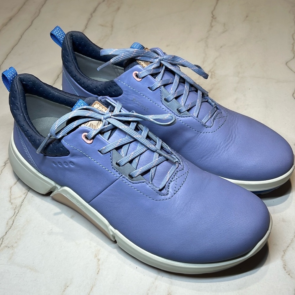 Women’s ECCO Biom Gore-Tex Golf Shoes. Blue. (Size 39 or US 8-8.5)
